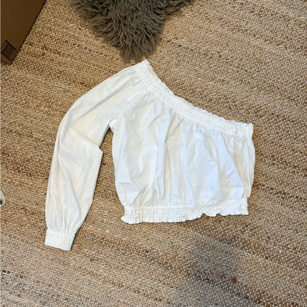 Free People White Ruffled asymmetrical top